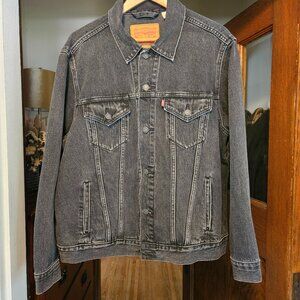 NWOT Levi's Straus & Co. Black Denim Button Up Jacket - Size Large Vintage Fit